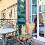 Logis Saint-martin Hotel