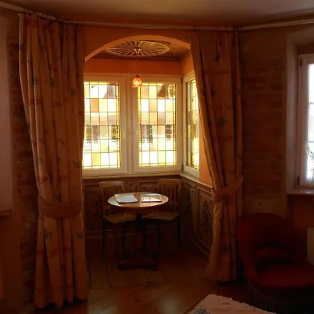 Logis Saint-martin Hotel